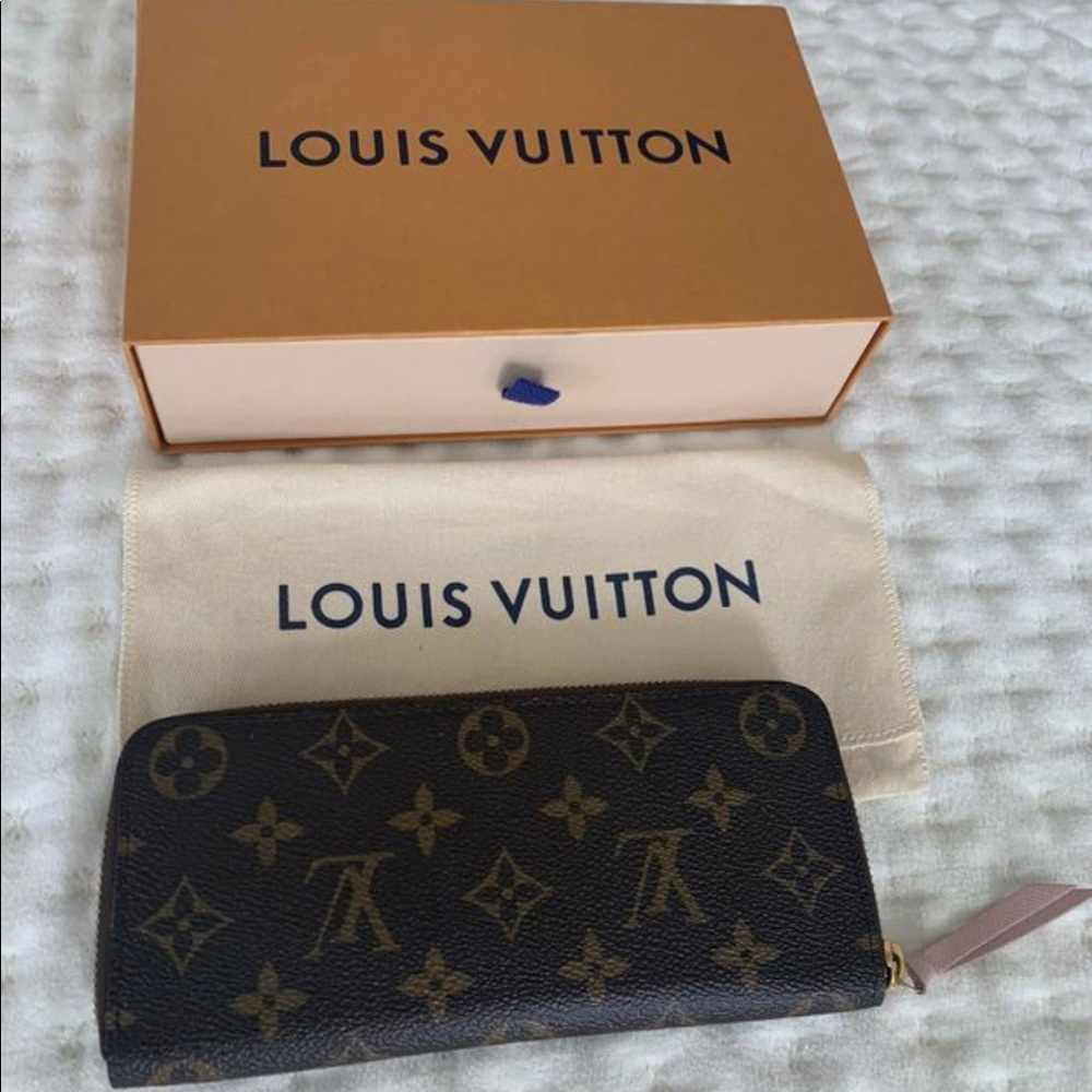 LOUIS VUITTON Clemence Wallet Rose Ballerine